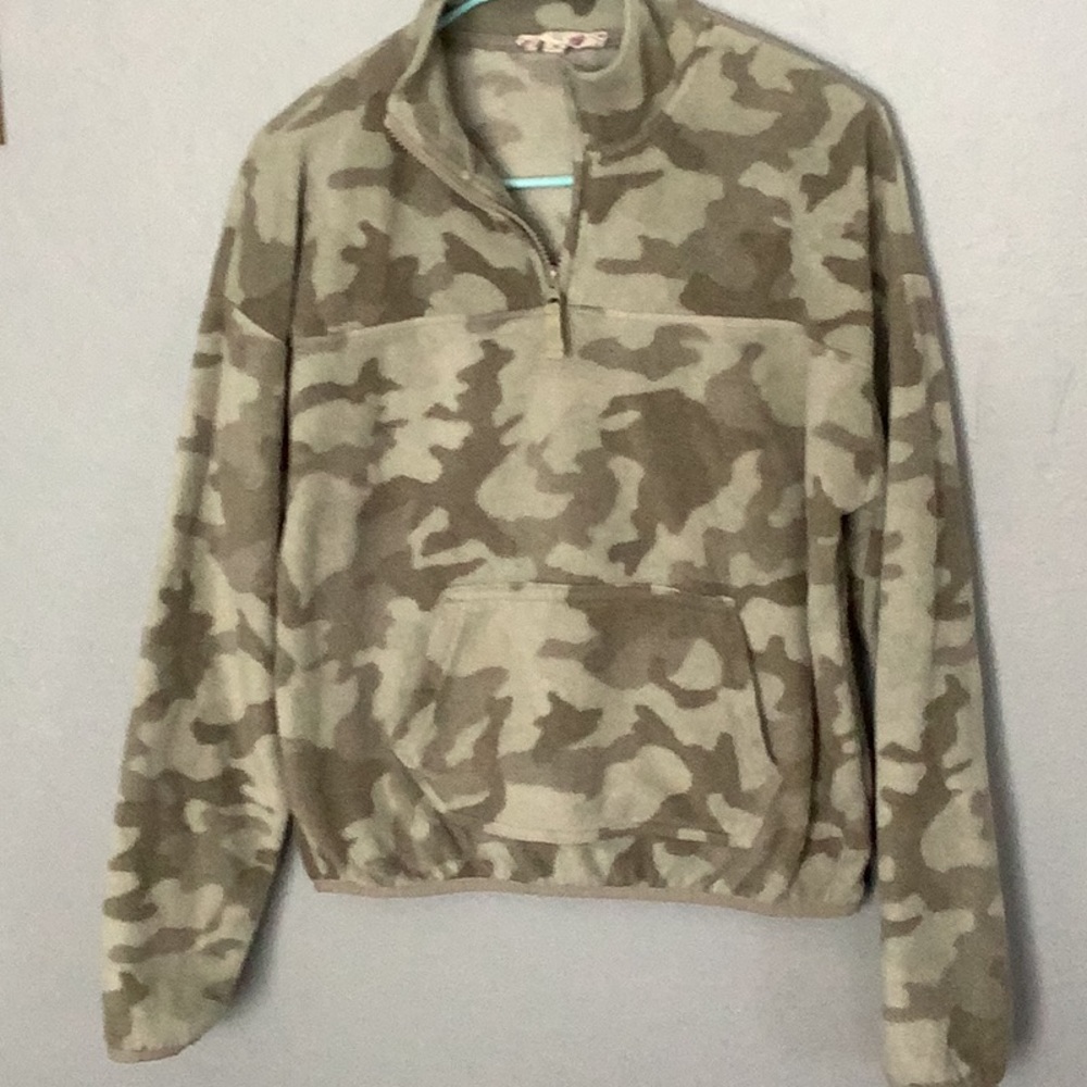 Womens size M fleece jacket